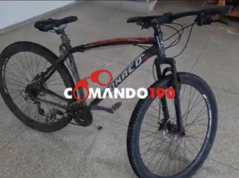 Bicicleta Furtada Encontrada em Terreno Baldio em Ji-Paraná 