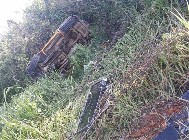 Três pessoas morrem em acidente envolvendo um carro e três motos em Buritis, RO